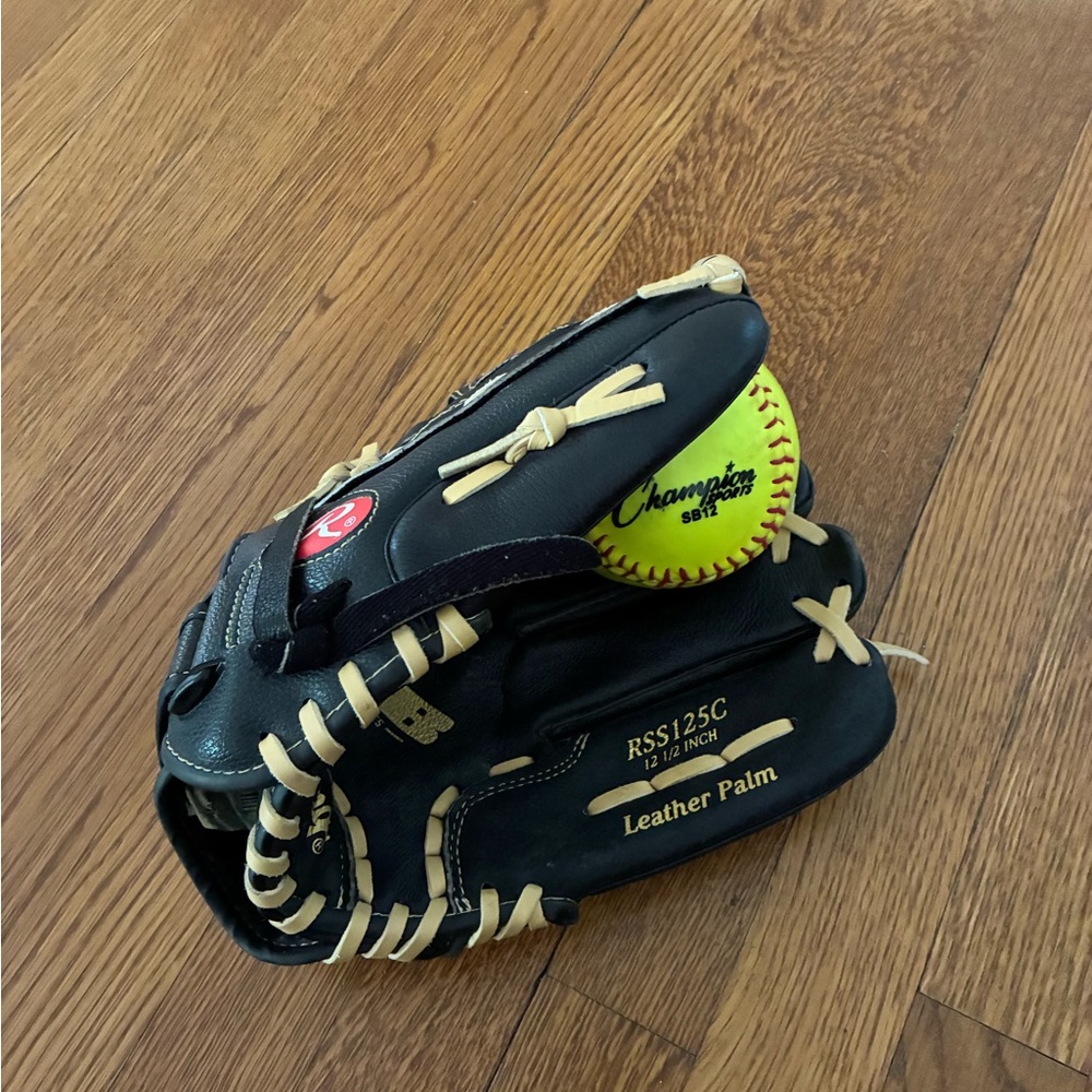 Rawleys Black Softball Glove with Ball 12 1/2 inch